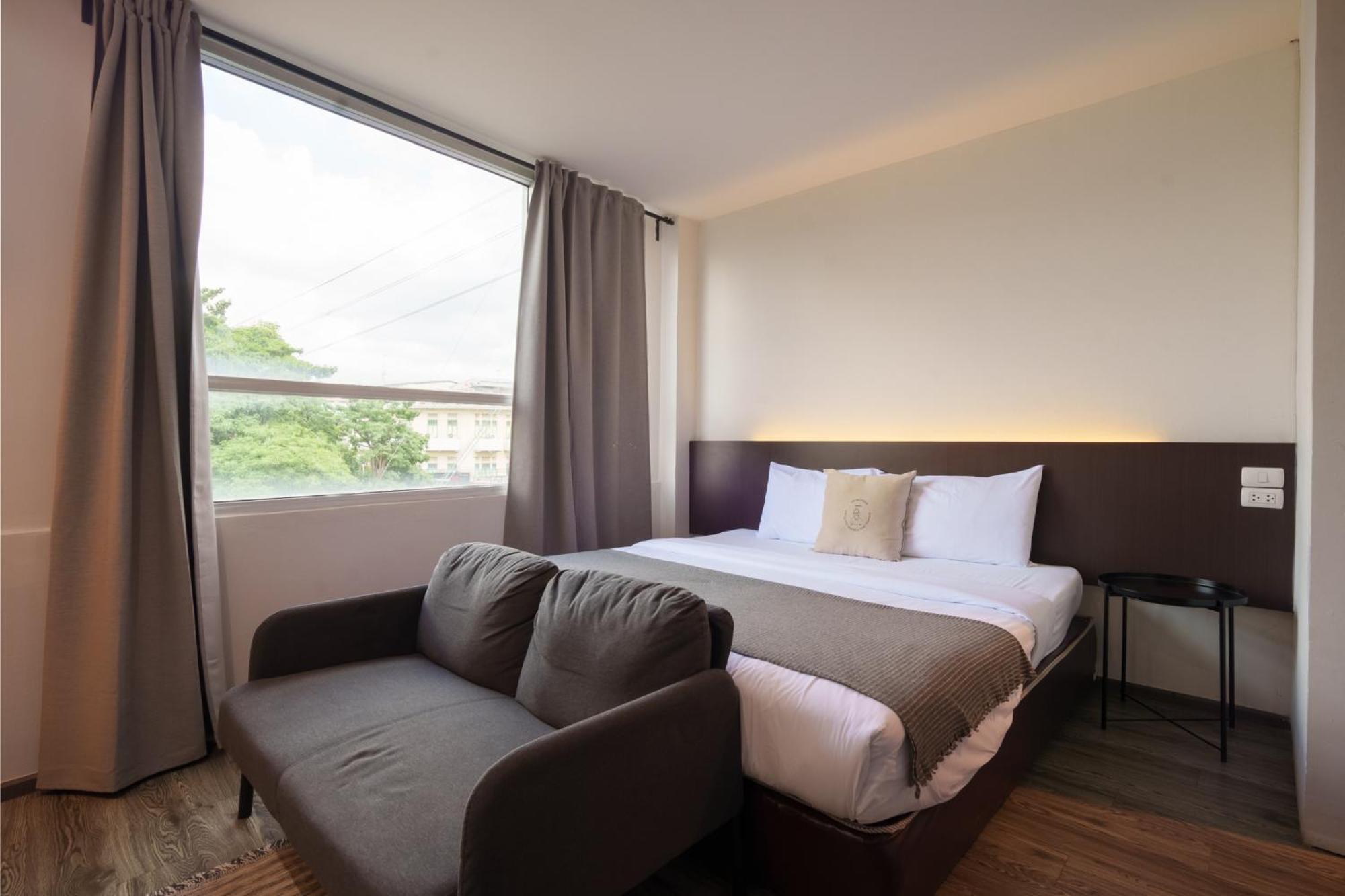 Tim Mansion Hotel Bangkok Exterior photo